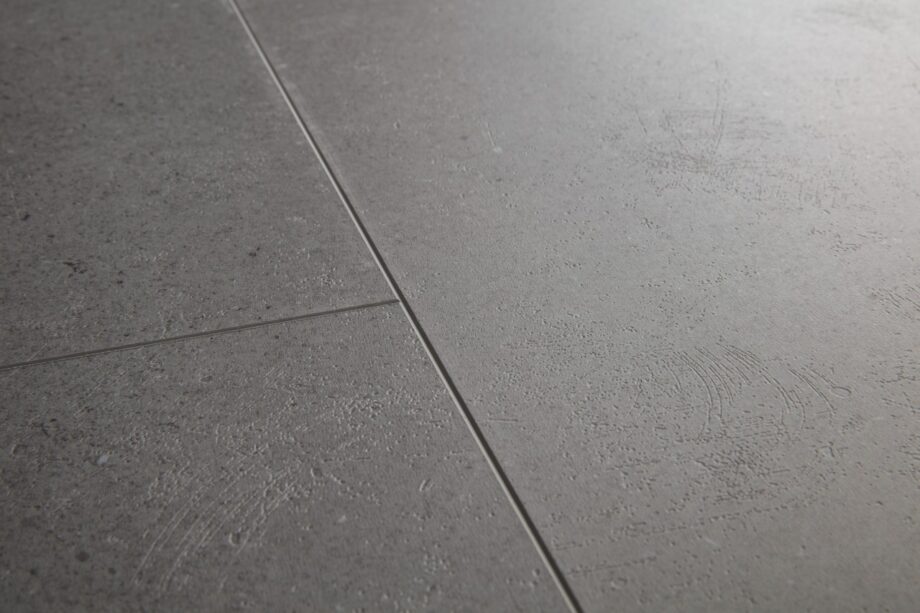 Плитка ПВХ Виниловая LVT QUICK STEP, Ambient Glue Plus, Минеральная крошка серая, фаска
