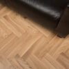 4765_10190_herringbone-parquet-oak-gestreift-beveled-4-sides-oiled Штучный паркет / паркет елочка дуб gestreify, фаска 4-х сторонняя, покрыт маслом – 5