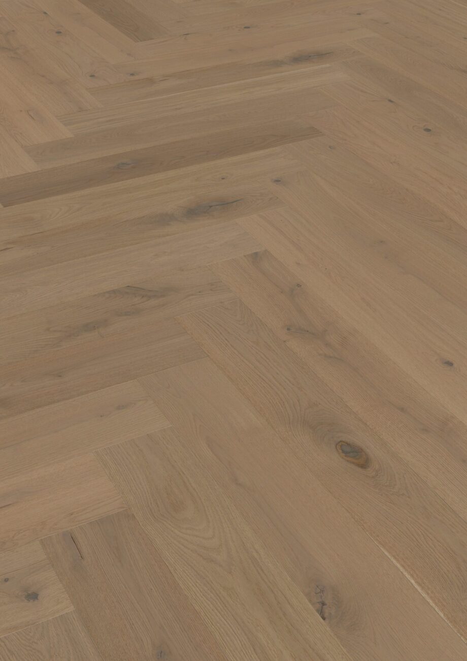 Паркет Дуб, ter Hürne, паркет елочкой, Oak ochre brown, брашированная, V-образная фаскa, особенно матовый лак – 2