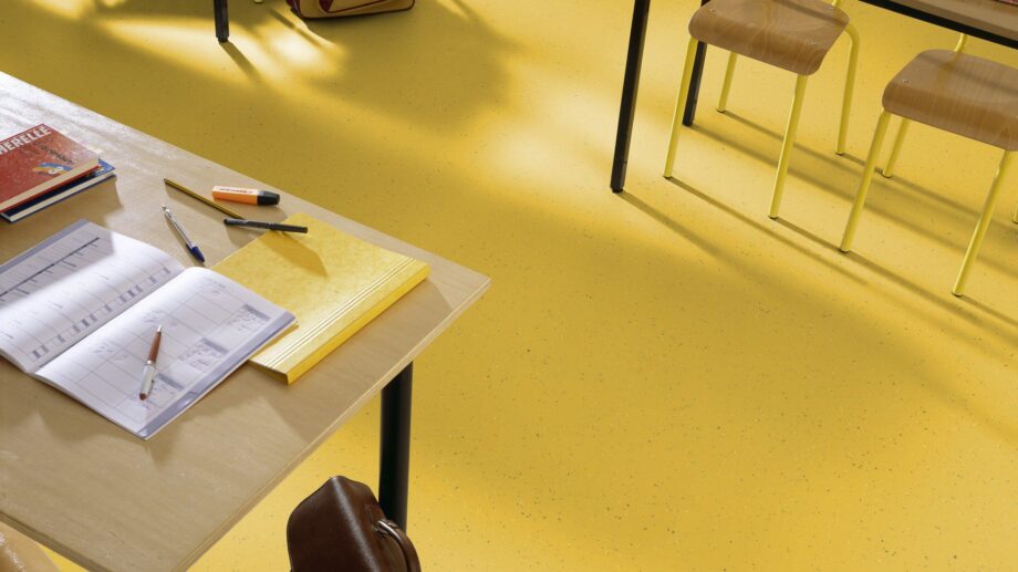 Linoleum Gerflor Lino Art Star 0001 Lemon Yellow – vaade 3 Линолеум Gerflor Lino Art Star 0001 Lemon Yellow – 3
