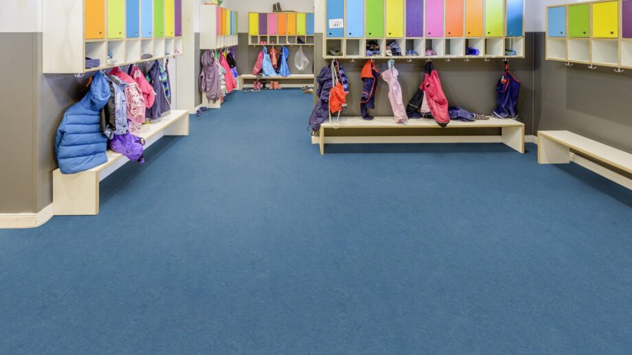 Linoleum Gerflor Marmorette 0026 Sky Blue – vaade 4 Линолеум Gerflor Marmorette 0026 Sky Blue – 4