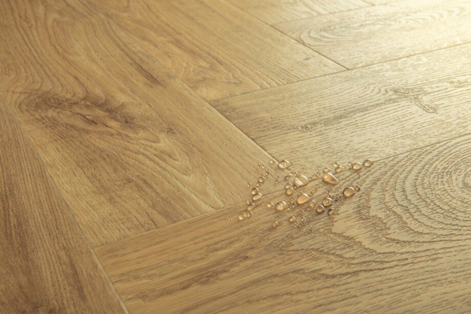 Виниловый ламинат LVT ёлочкой Quick-Step Pristine Fall Oak Natural – фото 3 Виниловый ламинат LVT ёлочкой Quick-Step Pristine Fall Oak Natural – 3
