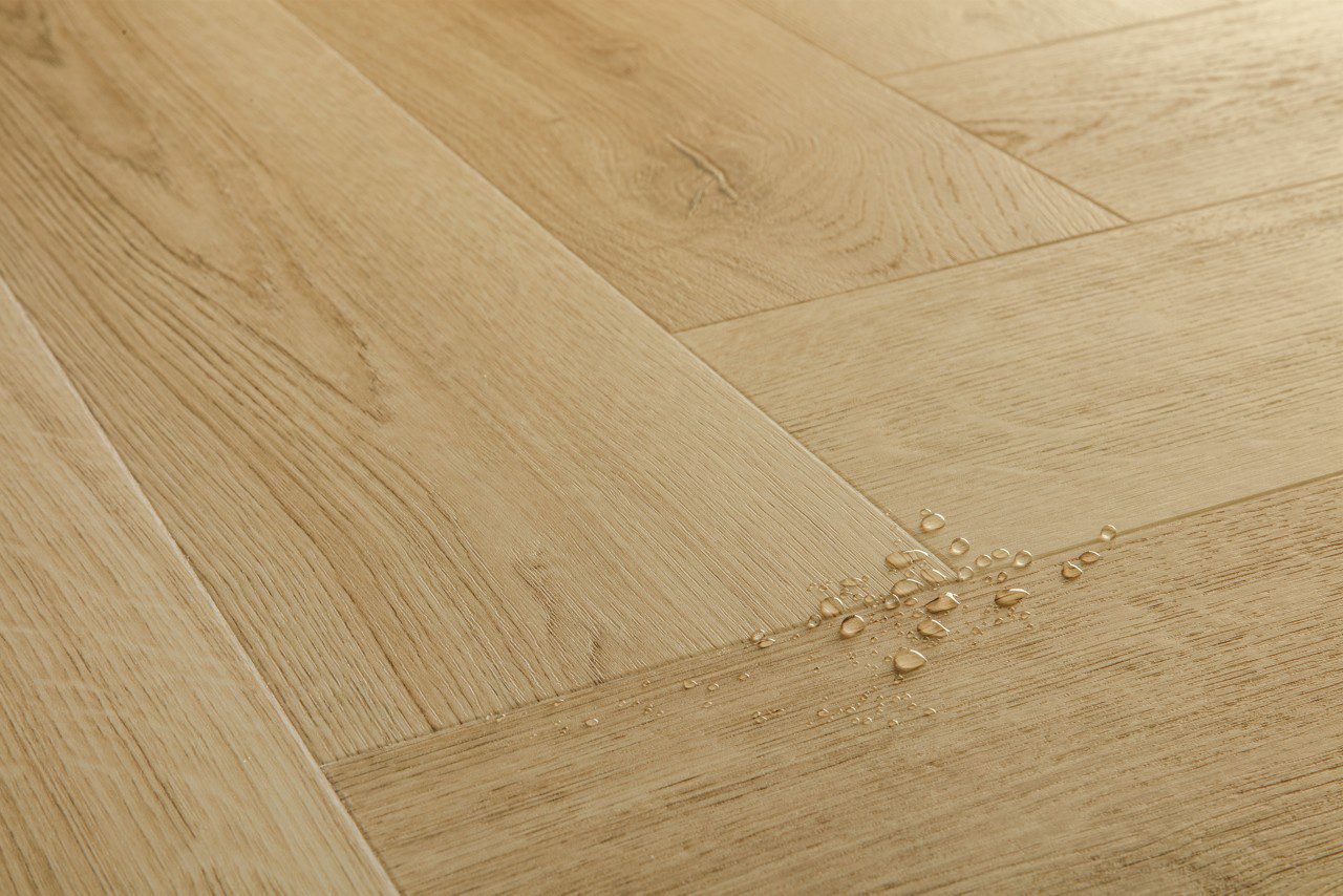 Виниловый ламинат ёлочкой Quick-Step Ciro Botanic Beige – 2