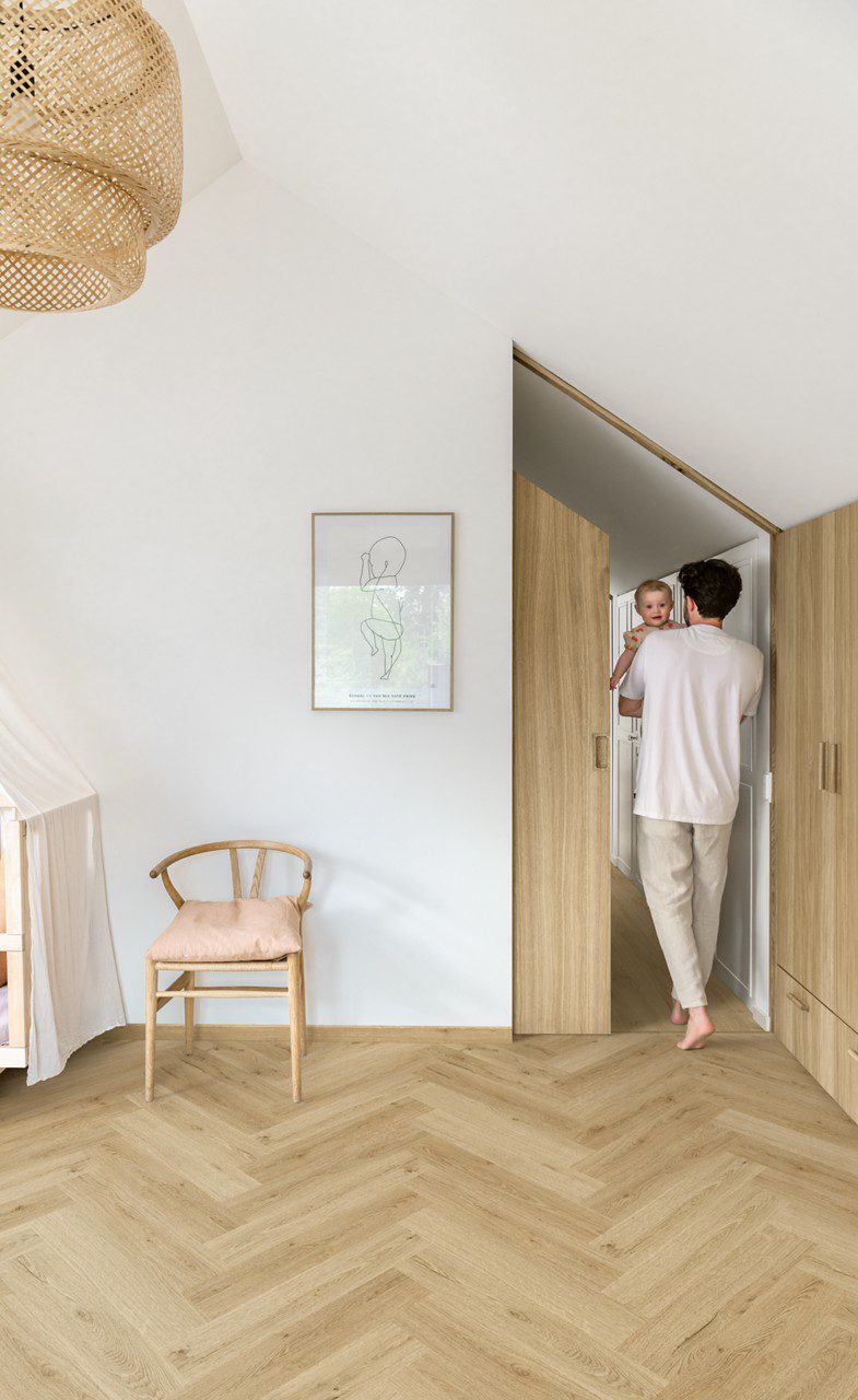 Виниловый ламинат ёлочкой Quick-Step Ciro Botanic Beige – 6