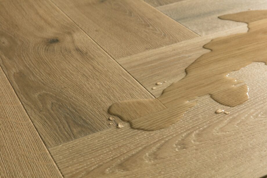 kalasaba-laminaat-quick-step-impressive-design-charred-oak Klasaba laminaat Quick-Step Impressive Дизайн Charred Oak tooni ja disaini kirjeldus. Laminaatparketil on vee lo