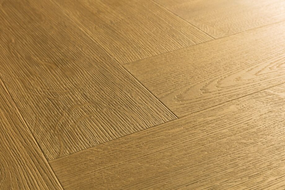laminaatti-kalanruoto-quick-step-pergo-impressive-design-cinnamon-oak Laminaatti kalanruoto Quick Step Pergo Impressive Дизайн Cinnamon Oak, lämmin vaaleanruskea sävy ja luonnollinen tammikuvio