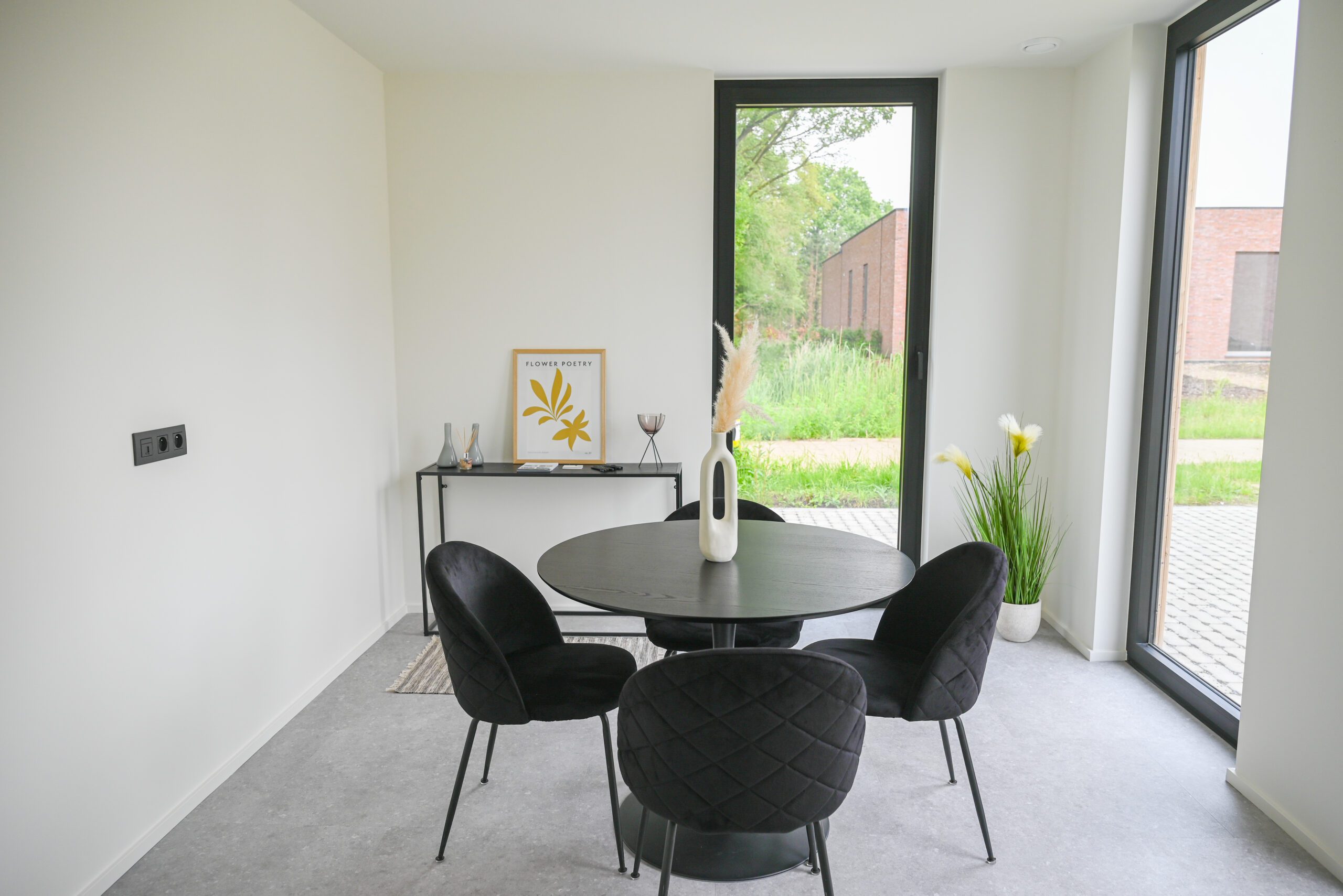 Tugevdatud südamikuga LVT vinüülplaat Floorify Large Tile Etna F031
