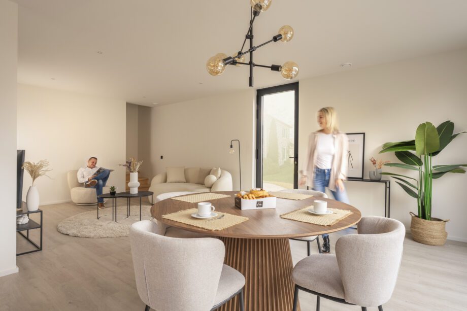 Tugevdatud südamikuga LVT vinüülparkett Floorify Plank Coconut F051