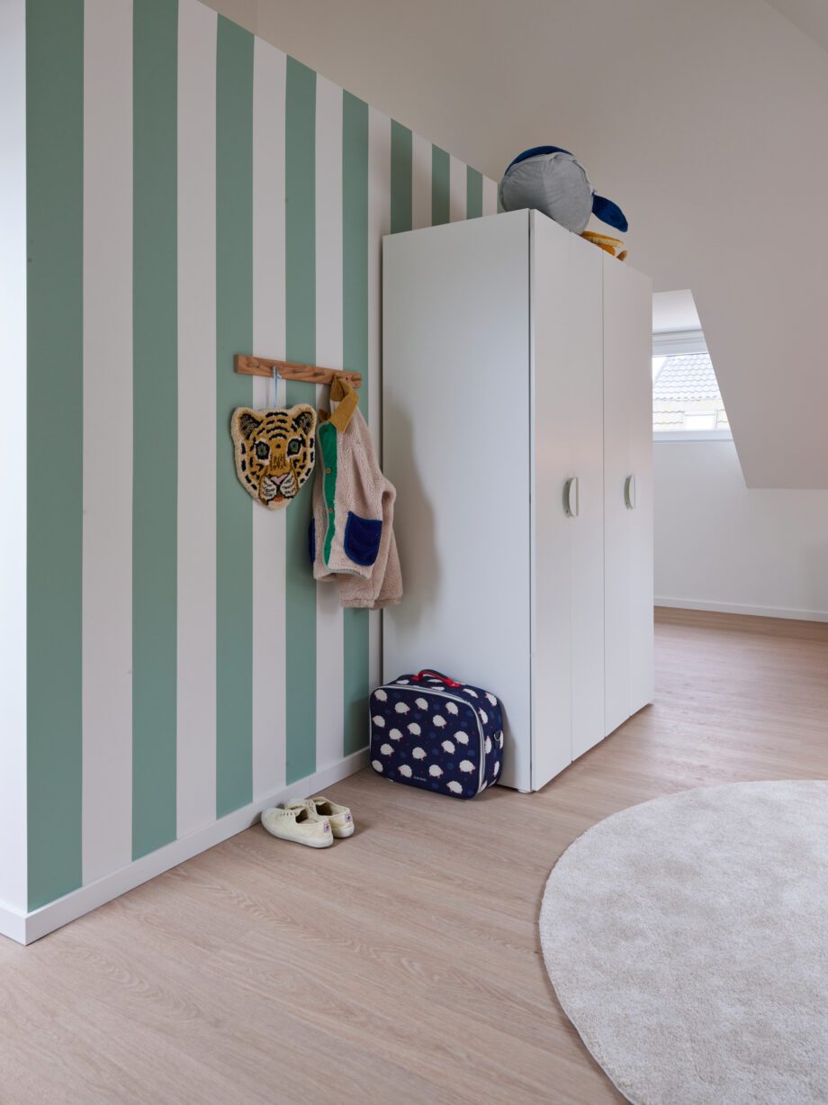 Tugevdatud südamikuga LVT vinüülparkett Floorify Plank Waffle F057 3 Tugevdatud südamikuga LVT vinüülparkett Floorify Plank Waffle F057