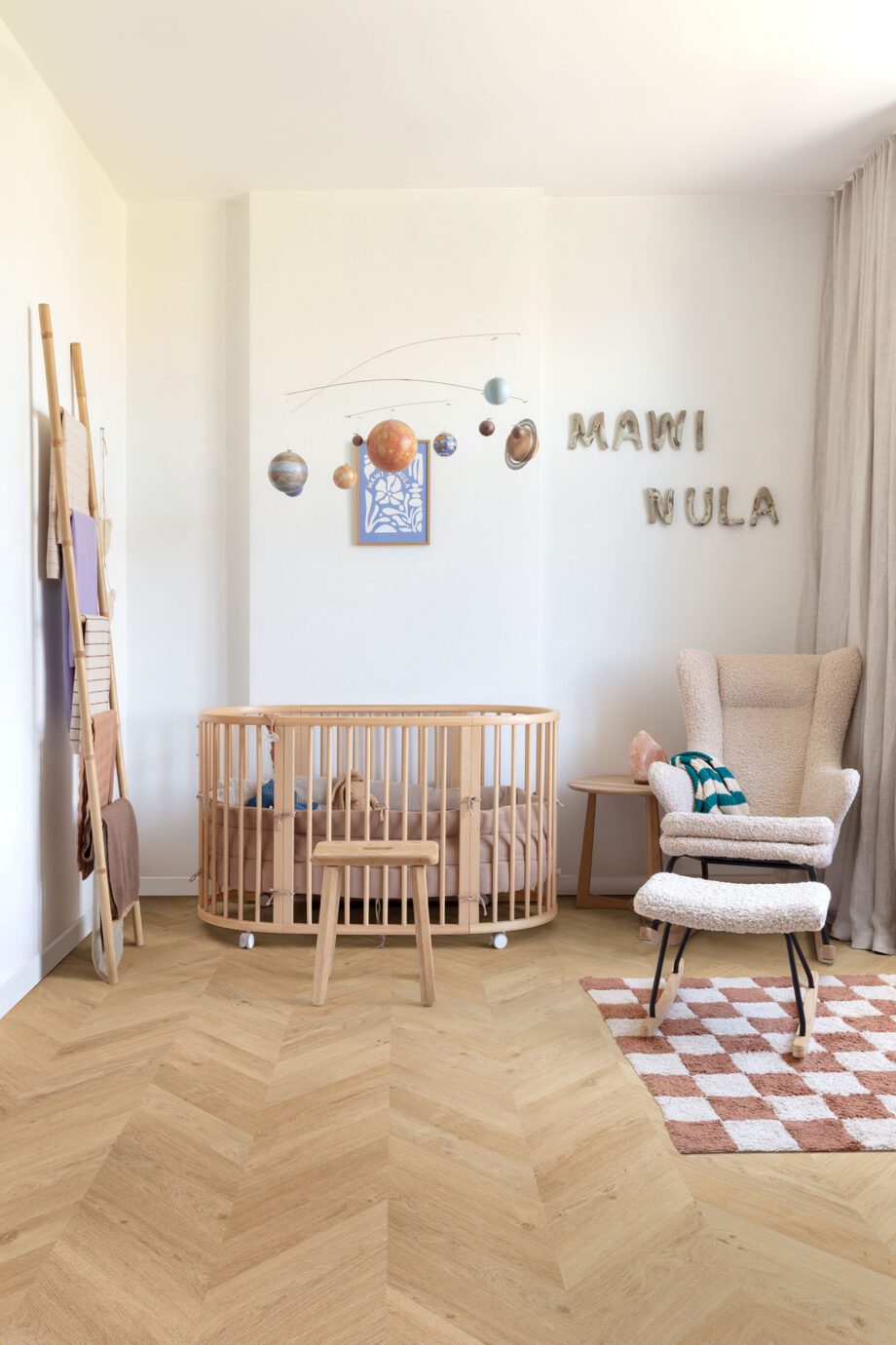Tugevdatud südamikuga LVT vinüülparkett Floorify Chevron Conchita F718