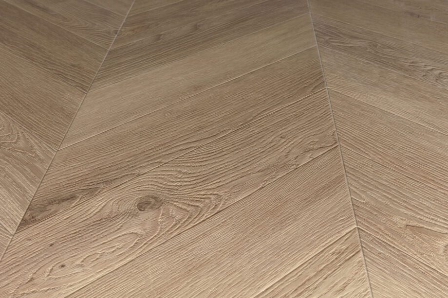 Tugevdatud südamikuga LVT vinüülparkett Floorify Chevron Odette F717
