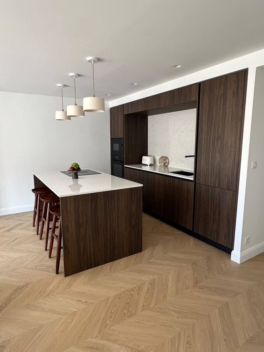 Tugevdatud südamikuga LVT vinüülparkett Floorify Chevron Rocky F701 2 Tugevdatud südamikuga LVT vinüülparkett Floorify Chevron Rocky F701