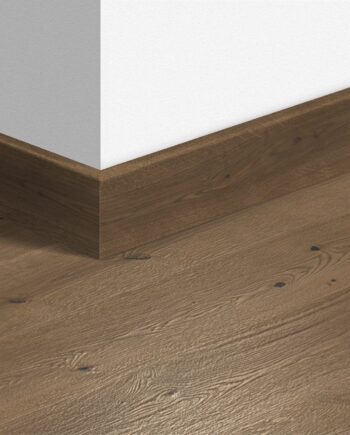Деревянный плинтус Quick-Step Dark Chocolate Oak Extra Matt Oiled для паркета, шпонированный, 16x80x2400 мм