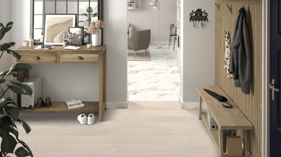 Parkett Tarkett, Grace, Tamm Beige Cashmere (beež) Plank XT, 1-lip, 2 külge mikr 4 Tammeparkett Tarkett Grace Beige Cashmere Plank XT esikus