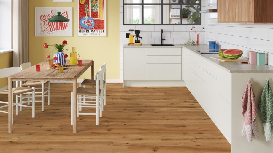 Tammeparkett Tarkett Heritage Oak köögis