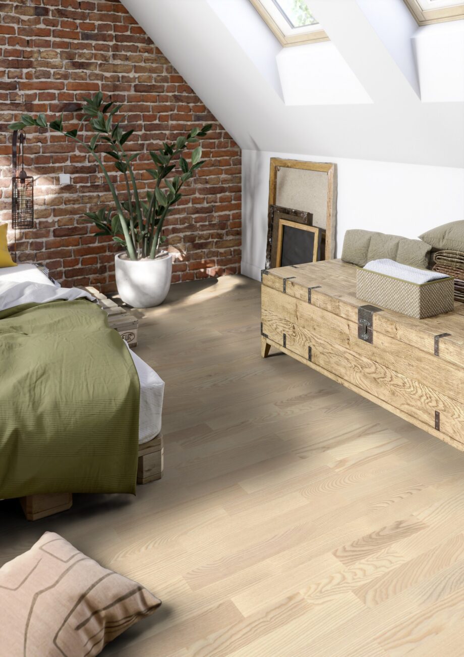 Parkett Tarkett, Shade, Saar Linen White (valge) TreS, 3-lip, peits ja Proteco N 3 Saareparkett Tarkett Shade Linen White TreS magamistoas