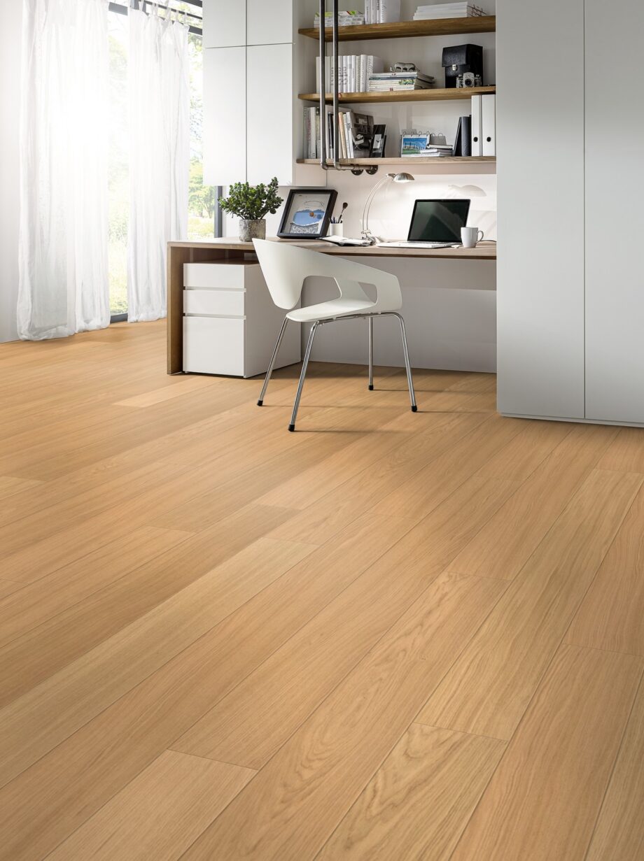 Spoonparkett Parky Deluxe+ Natural Oak Premium – interjöör