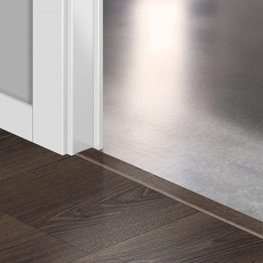 qsincp03553-1 Профиль Incizo 5-в-1 Quick-Step Desert Oak Brushed Dark Brown для ламината, 13x48x2150 мм