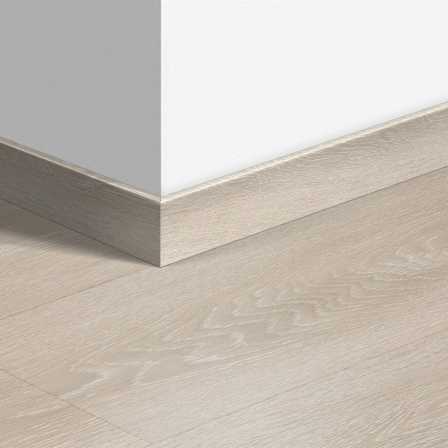 qssk03554-1 Плинтус Quick-Step Valley Oak Light Beige для ламината, МДФ, 12x58x2400 мм