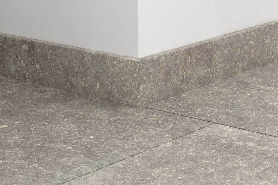 qssk05485-1 Плинтус Quick-Step Dusky Bluestone для ламината, МДФ, 12x58x2400 мм