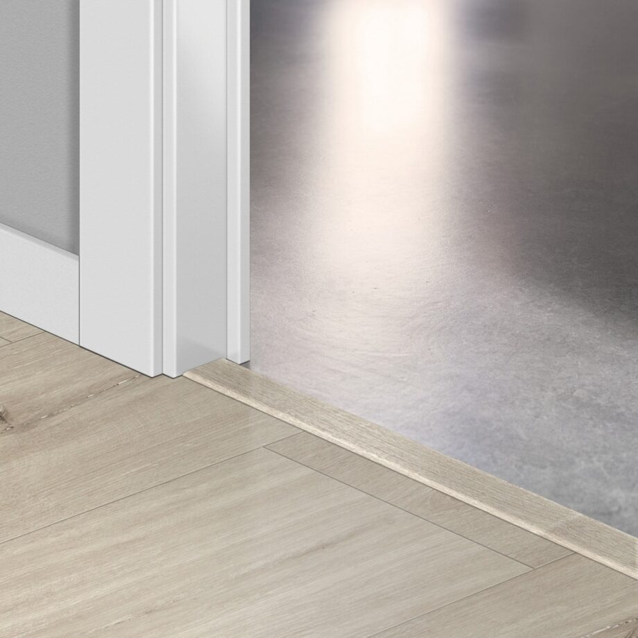 Профиль Incizo 5-в-1 Quick-Step Canyon Oak Beige для жёсткого LVT винила (Alpha), 8x45x2000 мм
