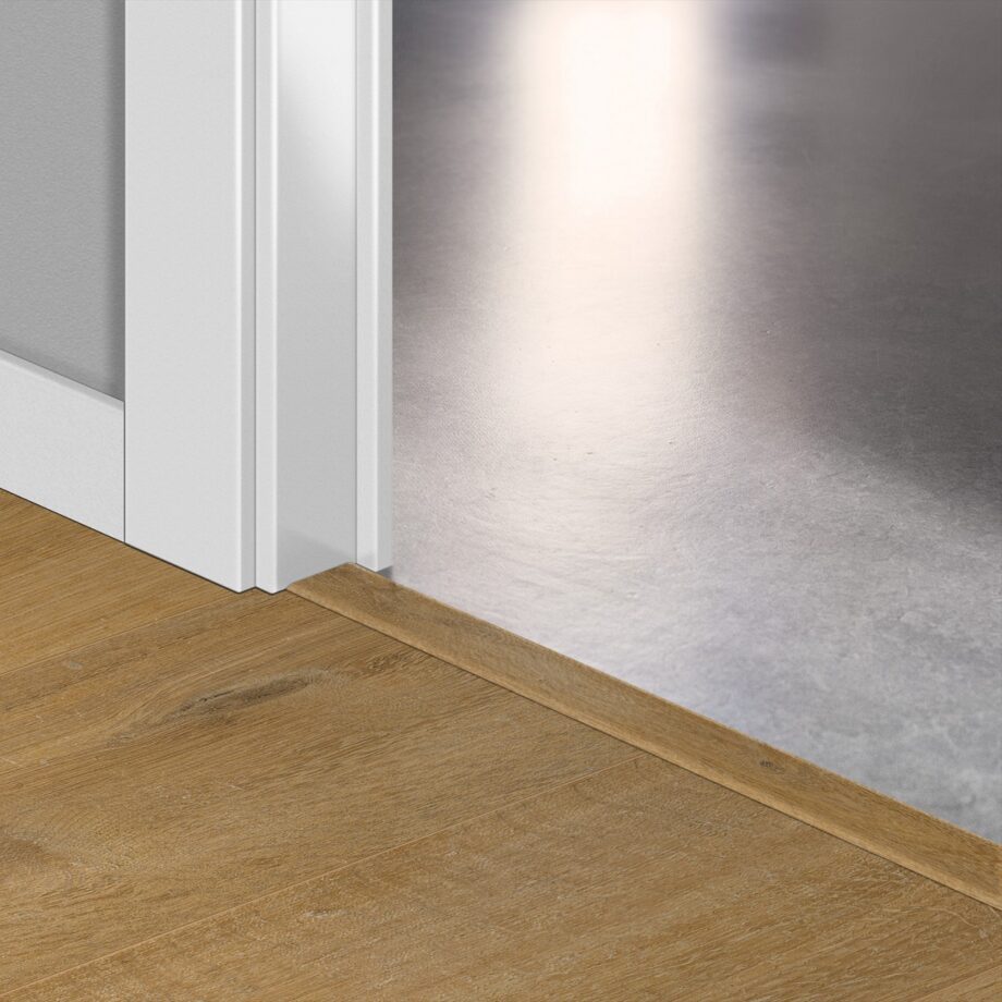 Профиль Incizo 5-в-1 Quick-Step Cotton Oak Deep Natural для жёсткого LVT винила (Alpha), 8x45x2000 мм