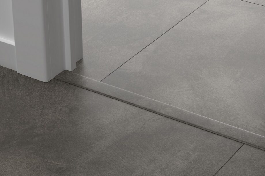Профиль Incizo 5-в-1 Quick-Step Soft Graphite для жёсткого LVT винила (Alpha), 8x45x2000 мм