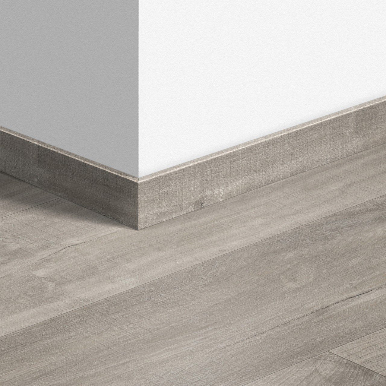 Плинтус Quick-Step Canyon Oak Grey With Saw Cuts для LVT винила, водостойкий, 12x58x2400 мм