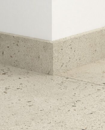 Плинтус Quick-Step Oyster Concrete для LVT винила, водостойкий, 12x58x2400 мм