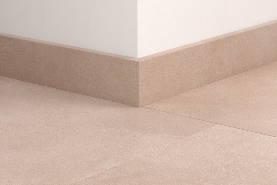 Плинтус Quick-Step Soft Blush для LVT винила, водостойкий, 12x58x2400 мм
