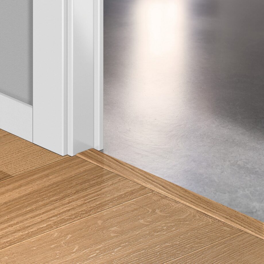 Профиль Incizo 5-в-1 Quick-Step Natural Oak Matt для паркета, древесный шпон, 17x54x2150 мм