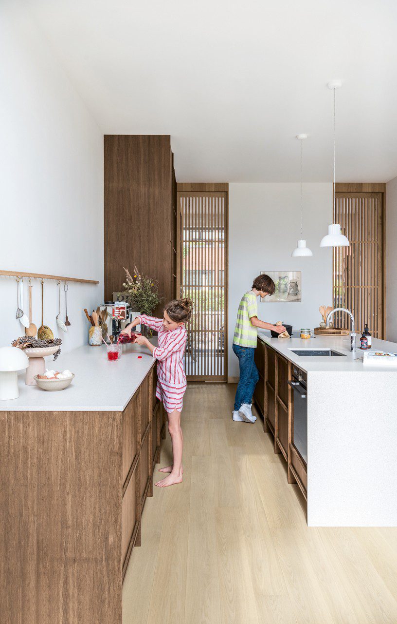 Tammeparkett Quick-Step Cascada Lily White Oak eriti matt lakk, veekindel 190mm