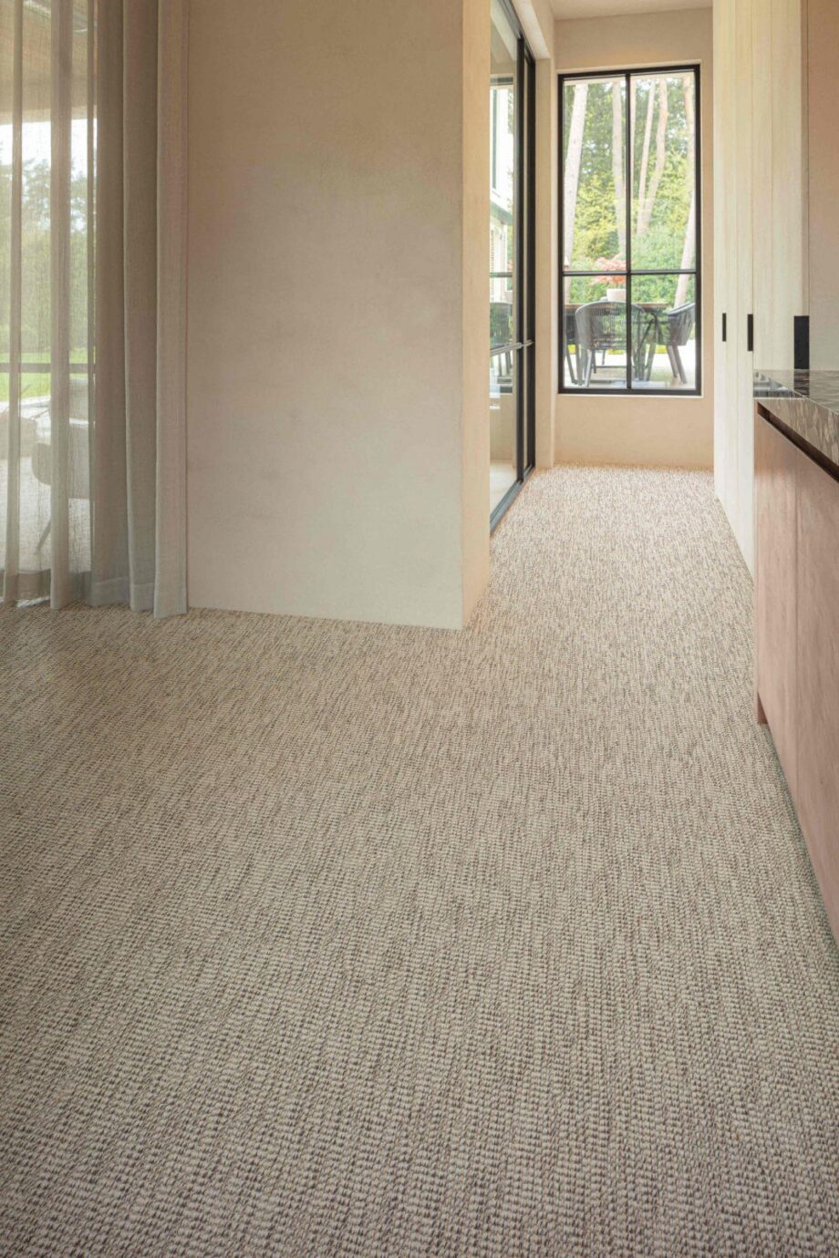 Шерстяное ковровое покрытие Creatuft Phoenix 10 Mid beige – фото 2 Шерстяное ковровое покрытие Creatuft Phoenix 21 Light brown – 2