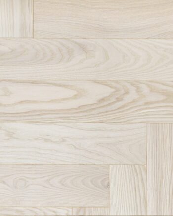 Паркет ясень, EstaParket, Ash Herringbone Elegant Nordic, фаска, брашированная, белый экстра матовый лак 5%, елочкой паркет