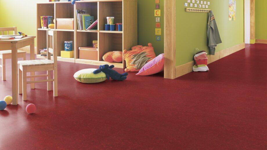 1681_11147_linoleumilattia-gerflor-marmorette-0018-lobster-red