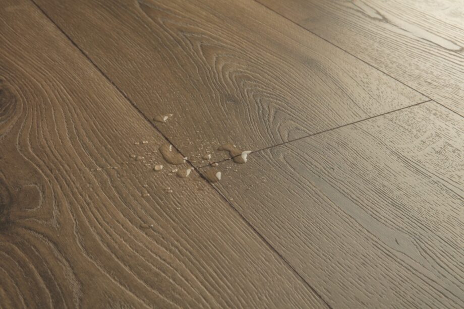 laminaattilattiat-quick-step-classic-warm-brown-oak