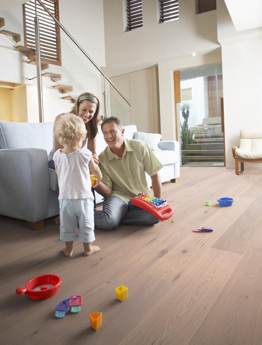 parquet-floor-oak-rustical-brushed-.white-oiled-189mm