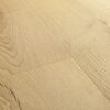 vinuulparkett-quick-step-bloom-brushed-oak-beige Vinüülparkett Quick Step Bloom Brushed Oak Beige, hele beež toon ja harjatud tammesüü