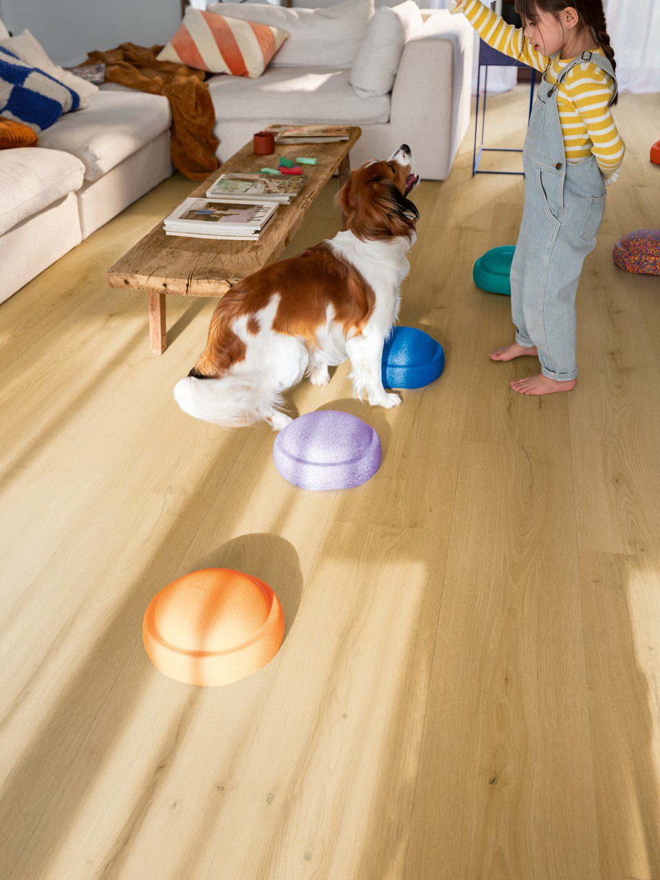 Виниловый ламинат Quick-Step Bloom Brushed Oak Honey – 14