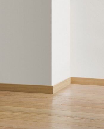 Деревянный плинтус Quick-Step White Daisy Oak Extra Matt для паркета, шпонированный, 16x80x2400 мм