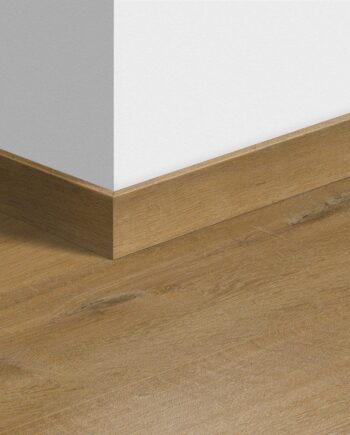 Плинтус Quick-Step Cotton Oak Deep Natural для LVT винила, водостойкий, 12x58x2400 мм
