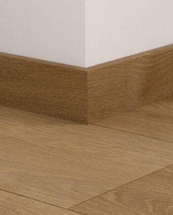 Плинтус Quick-Step Elegant Oak Fumed для LVT винила, водостойкий, 12x58x2400 мм
