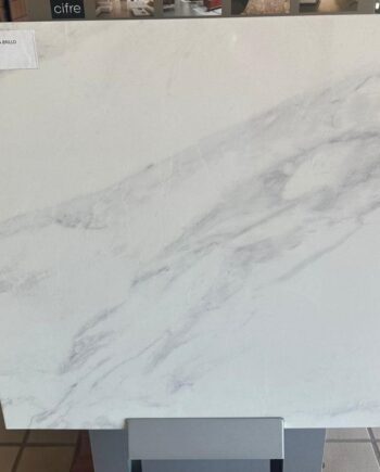 Полированная напольная плитка из керамогранита под мрамор Marmol Carrara, 60x60 см, 9 мм, белый