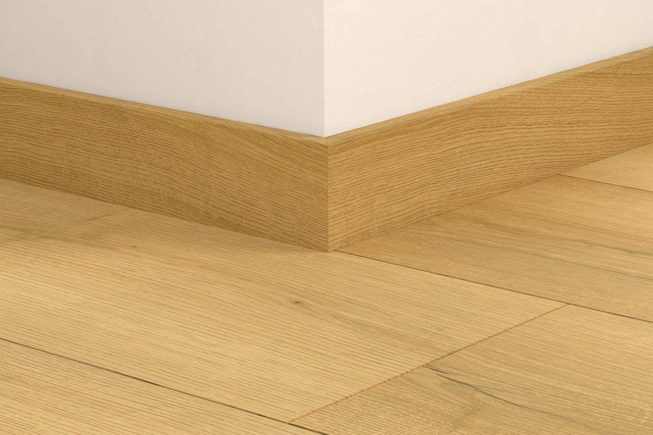 Плинтус Quick-Step Brushed Oak Honey для LVT винила, водостойкий, 12x58x2400 мм
