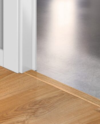Профиль Incizo 5-в-1 Quick-Step Classic Oak Natural для жёсткого LVT винила (Alpha), 8x45x2000 мм