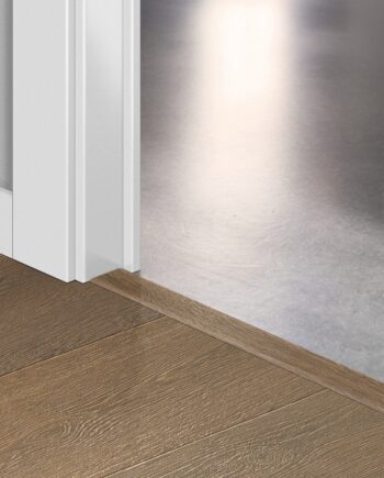 Профиль Incizo 5-в-1 Quick-Step Latte Oak Oiled для паркета, древесный шпон, 17x54x2150 мм