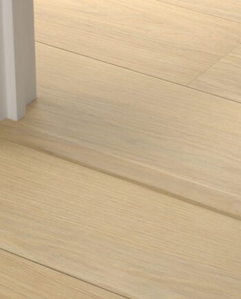 Профиль Incizo 5-в-1 Quick-Step Lily White Oak Extra Matt для паркета, древесный шпон, 17x54x2150 мм