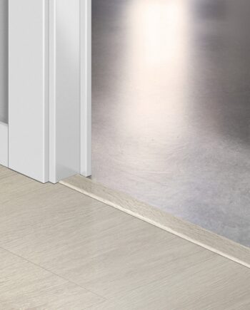 Профиль Incizo 5-в-1 Quick-Step Sea Breeze Oak Light для жёсткого LVT винила (Alpha), 8x45x2000 мм