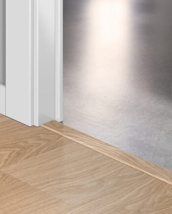 Профиль Incizo 5-в-1 Quick-Step Pure Oak Blush для жёсткого LVT винила (Alpha), 8x45x2000 мм
