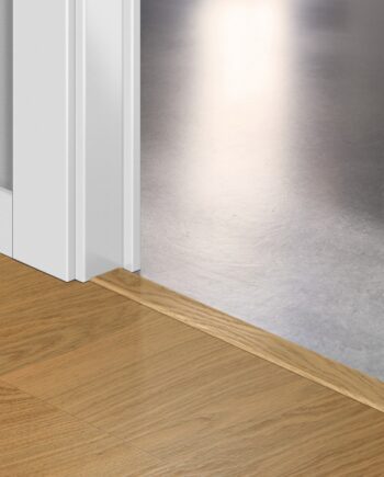 Профиль Incizo 5-в-1 Quick-Step Pure Oak Honey для жёсткого LVT винила (Alpha), 8x45x2000 мм